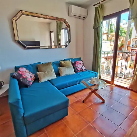 Bella Vista Apartment *